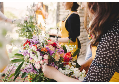 Les ateliers floraux : une immersion créative dans l'art des plantes.