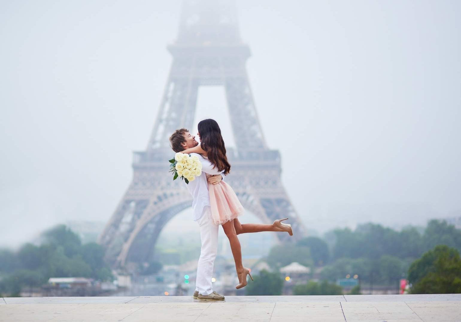 La demande en mariage à Paris
