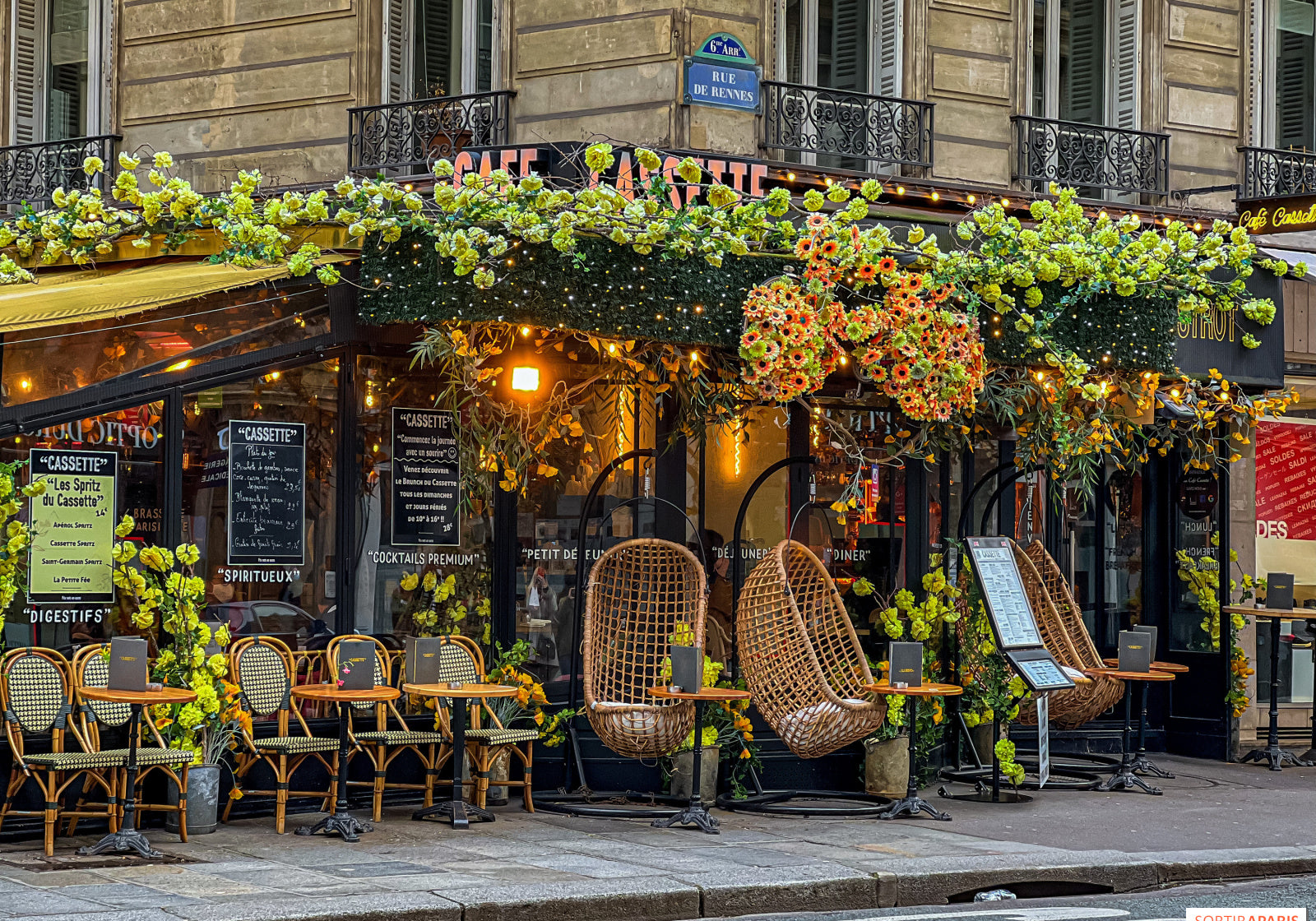 Les meilleurs cafés et restaurants à Paris pour un moment romantique