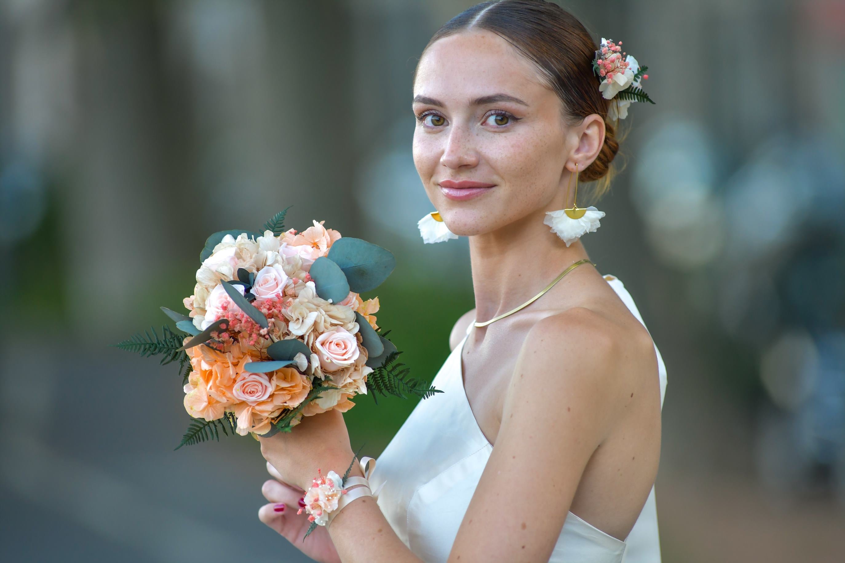 Bouquet de mariée unique : Création sur mesure chez IKI de Veyrac