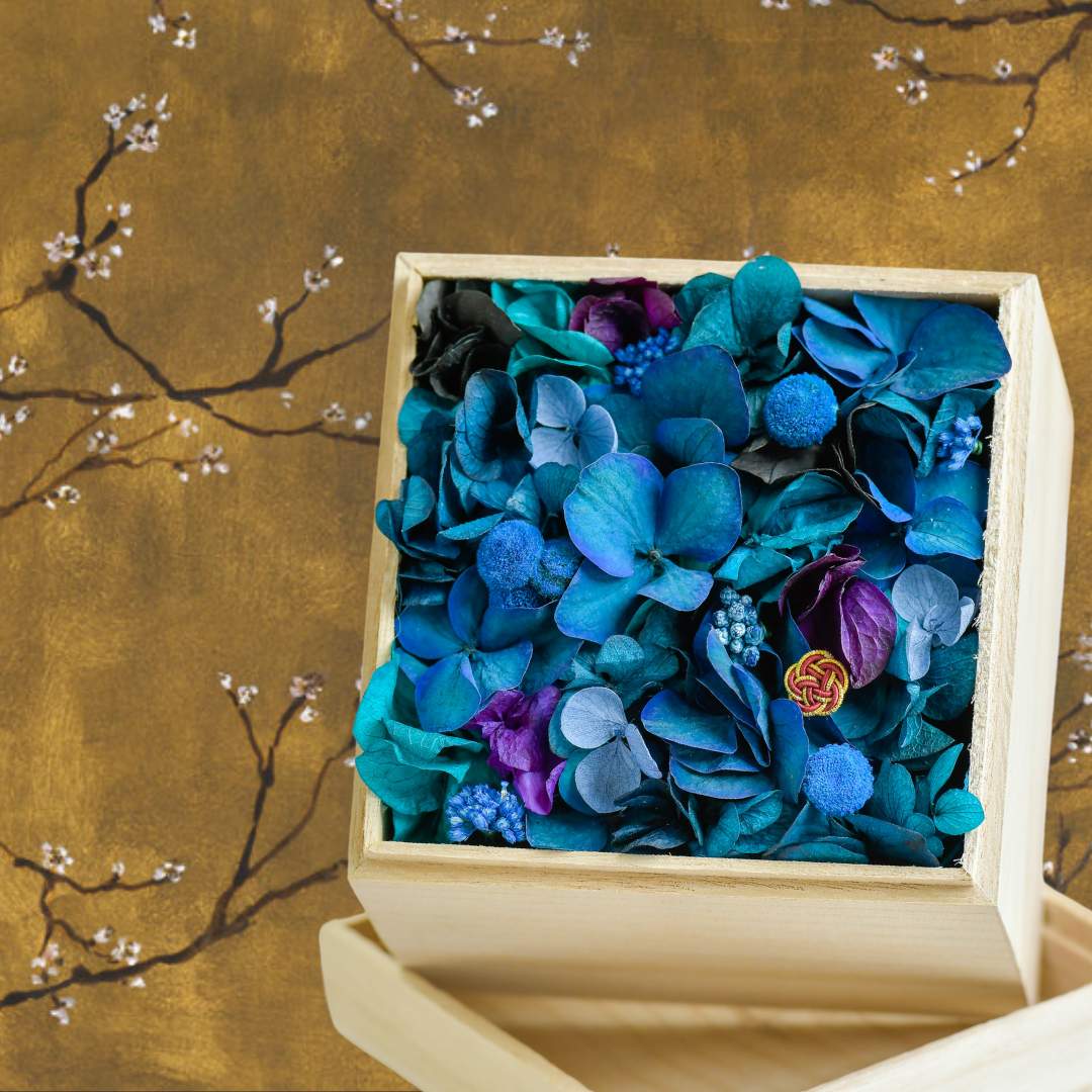 cube de fleurs bleues