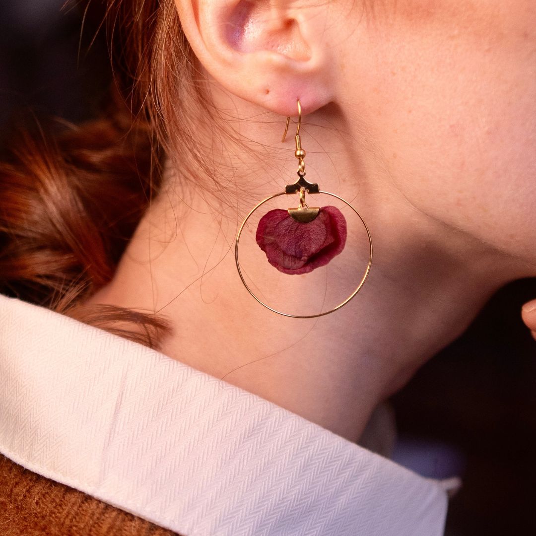 boucle rouge grenat zoom